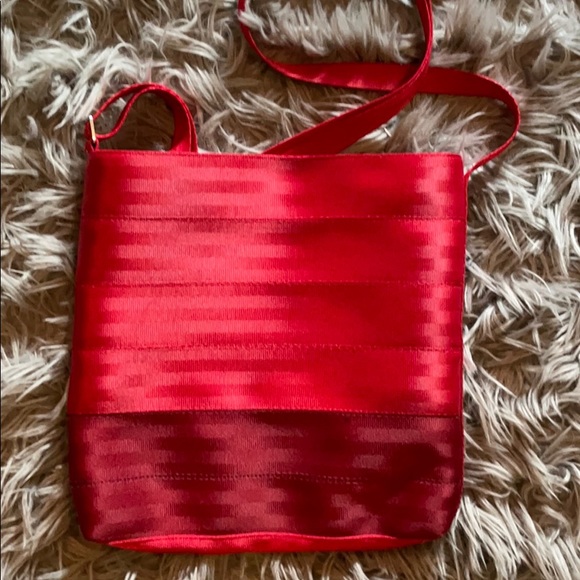 harveys seatbelt bags disney sebastian - Picture 2 of 6